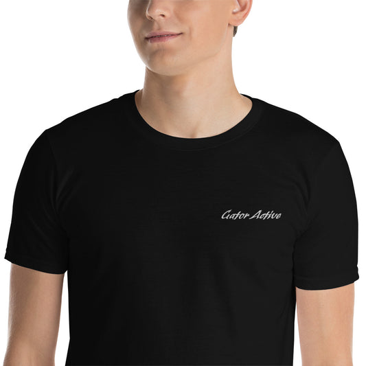 Short-Sleeve Unisex met geborduurde tekst